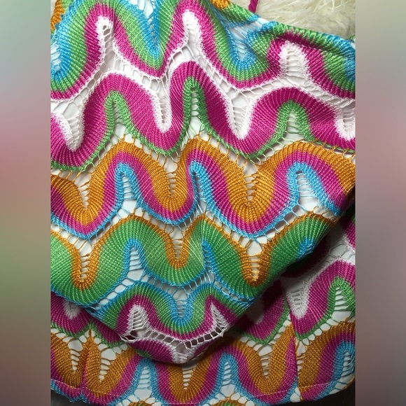 Gianni Bini Multicolor Patterned Top NWT Small - Picture 6 of 11